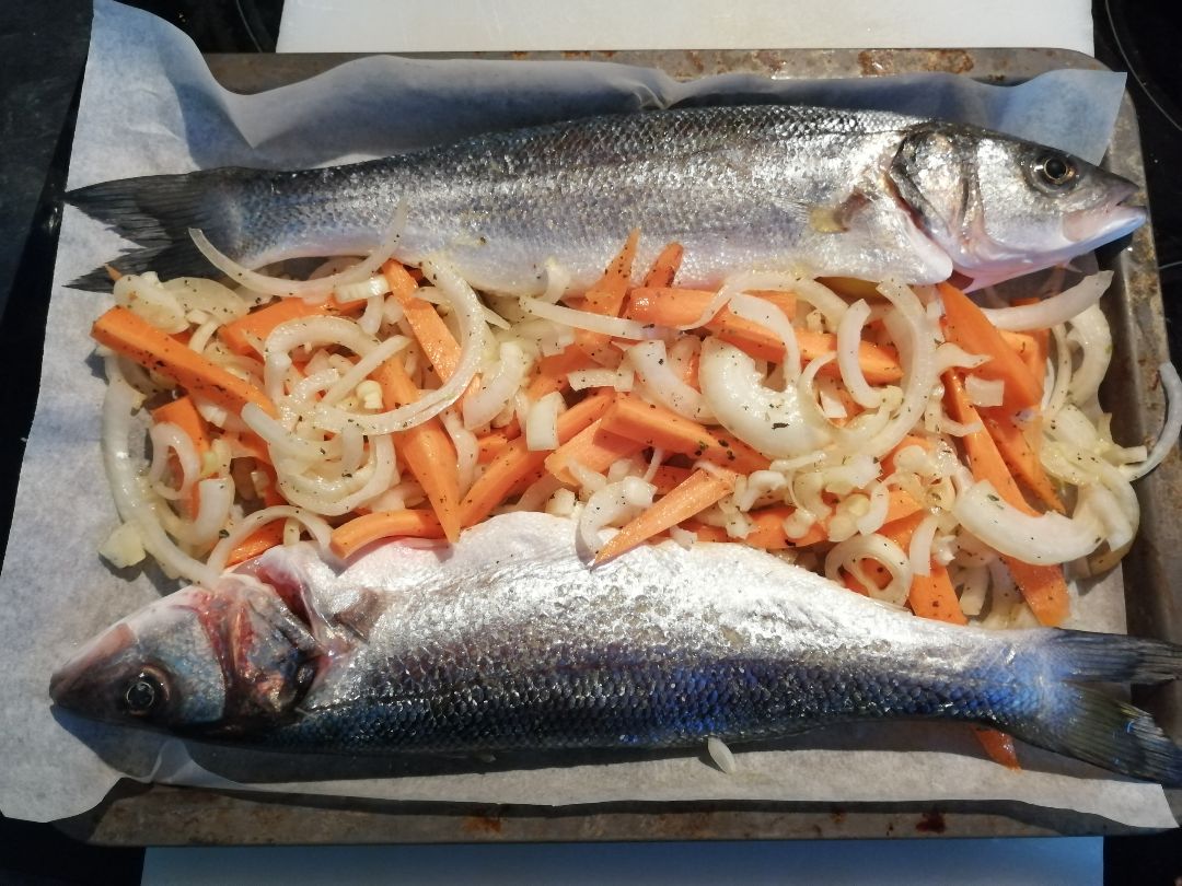Lubina al horno Lubina al horno