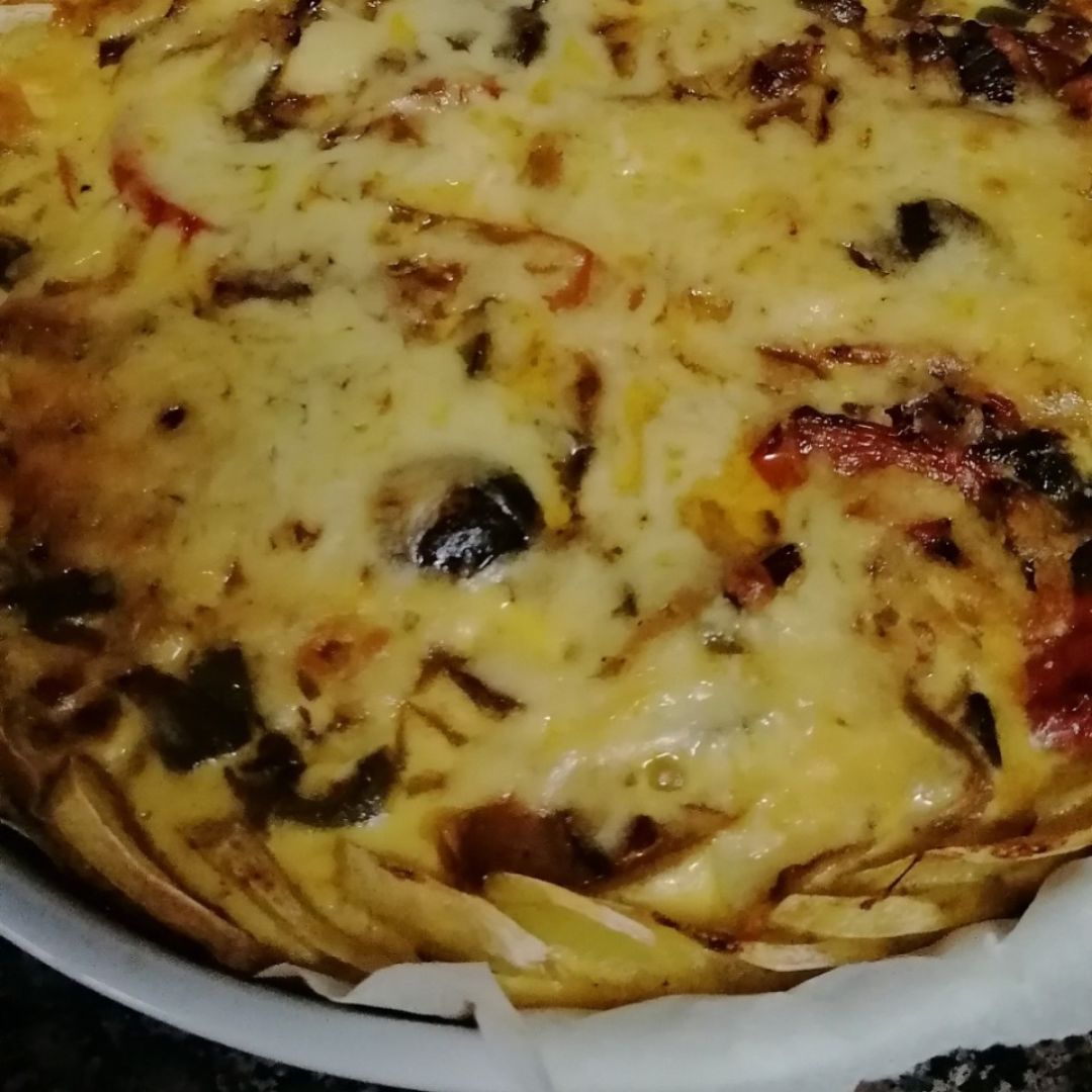 Quiche de setas 🍄, jamón 🍖 y pimientos 🌶️ con base de patata 🥔 Quiche de setas 🍄, jamón 🍖 y pimientos 🌶️ con base de patata 🥔
