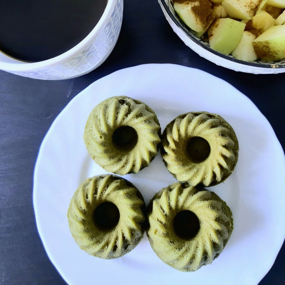 Bizcochitos de té matcha al microondas Bizcochitos de té matcha al microondas