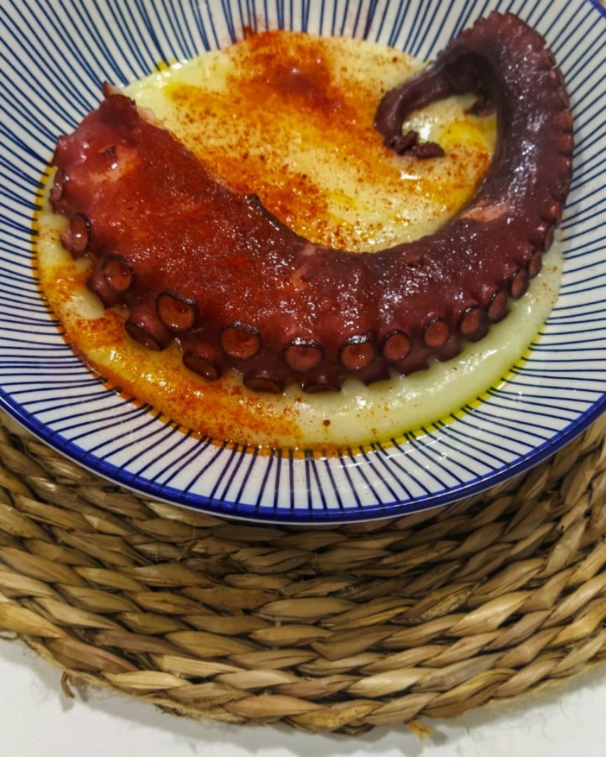 Pulpo con parmentier de patatas Pulpo con parmentier de patatas