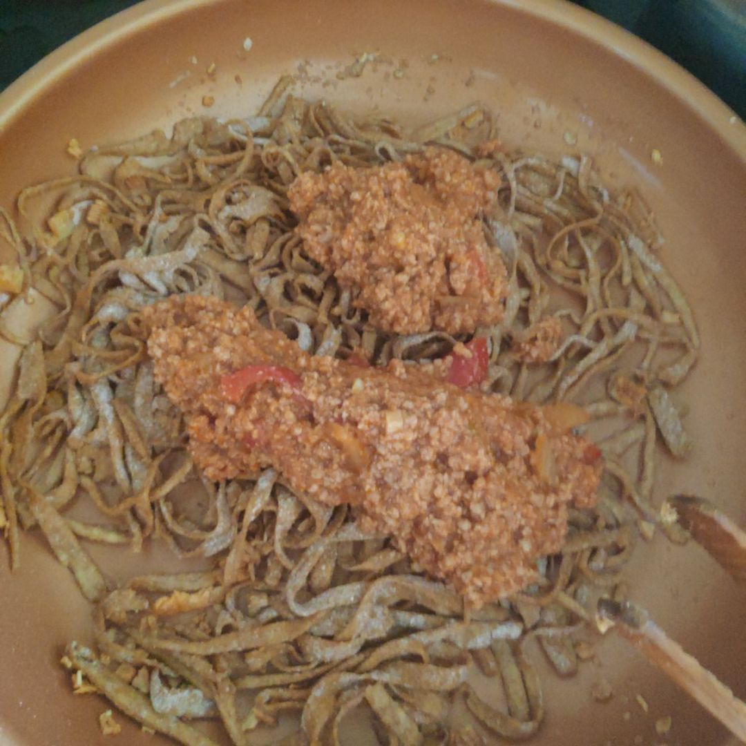 Fettucinne el hermano feo de Alberto con cosas Paso 3