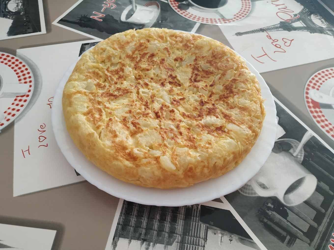 Tortilla de patatas con cebolla