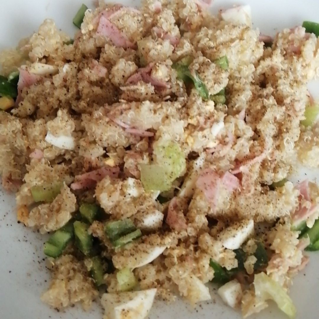 Ensalada de quinoa fresquita para el verano!! 🥗 Ensalada de quinoa fresquita para el verano!! 🥗
