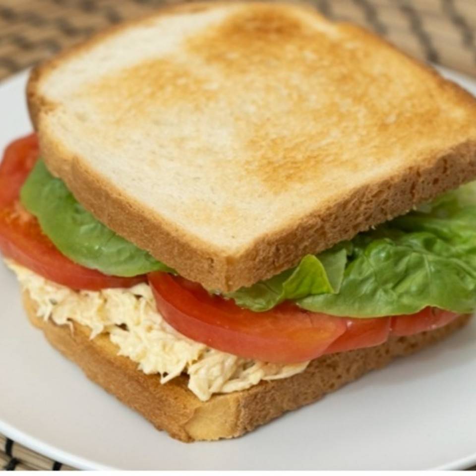 Bocadillo de pechuga de pollo Bocadillo de pechuga de pollo