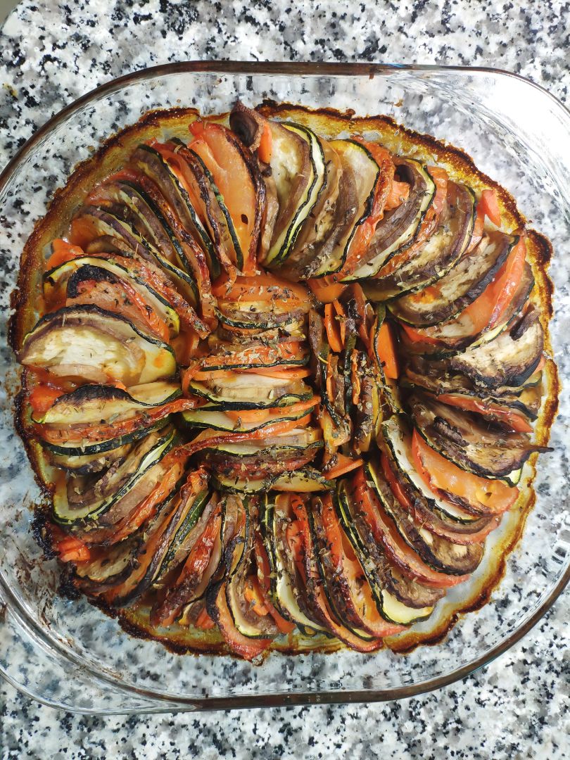 Ratatouille de berenjena, calabacín, tomate, zanahoria y champis🐀 Ratatouille de berenjena, calabacín, tomate, zanahoria y champis🐀