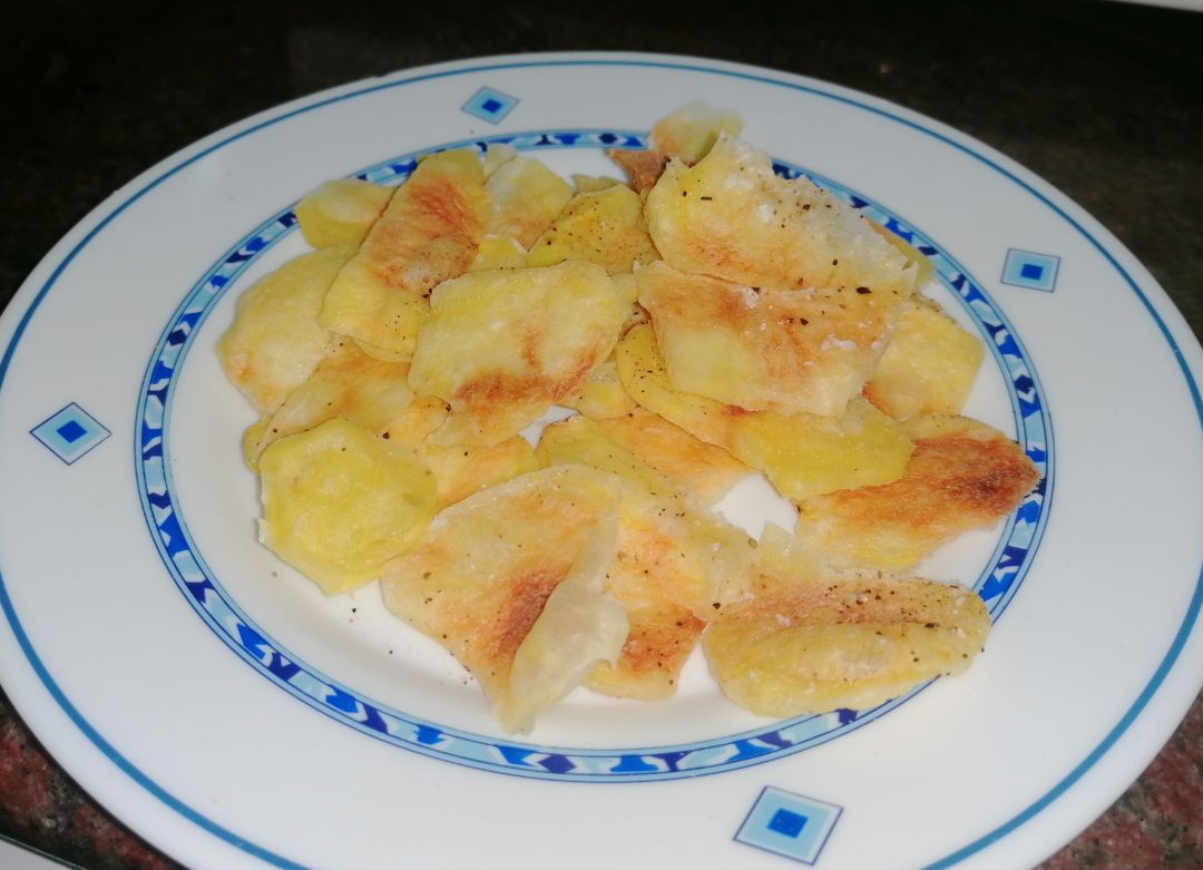 Patatas chips (sin freir) al microondas 🍟