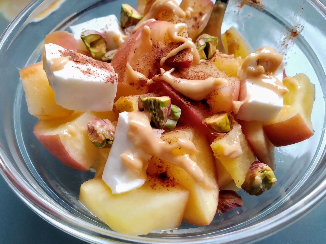 Postre templado de manzana y queso fresco🍏 Postre templado de manzana y queso fresco🍏