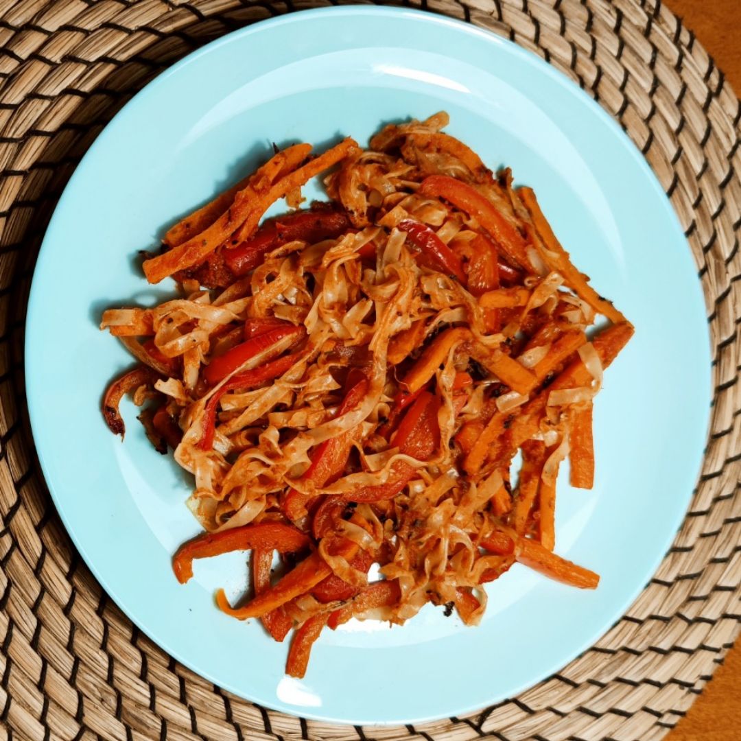 Salteado de noodles con verduritas Salteado de noodles con verduritas