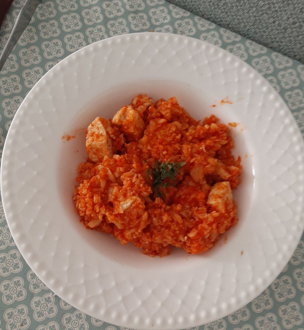 ARROZ DE COLIFLOR A LA CUBANA ARROZ DE COLIFLOR A LA CUBANA