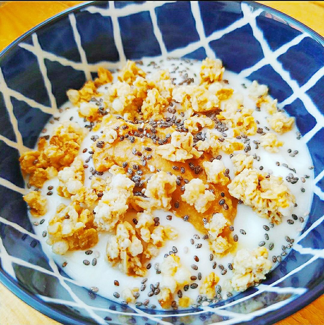 Yogur con muesli Yogur con muesli