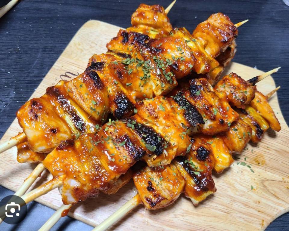 Pinchos de pollo y cerdo Pinchos de pollo y cerdo