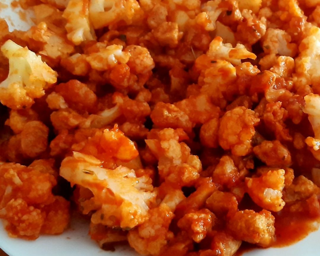 Coliflor con soja y tomate Coliflor con soja y tomate