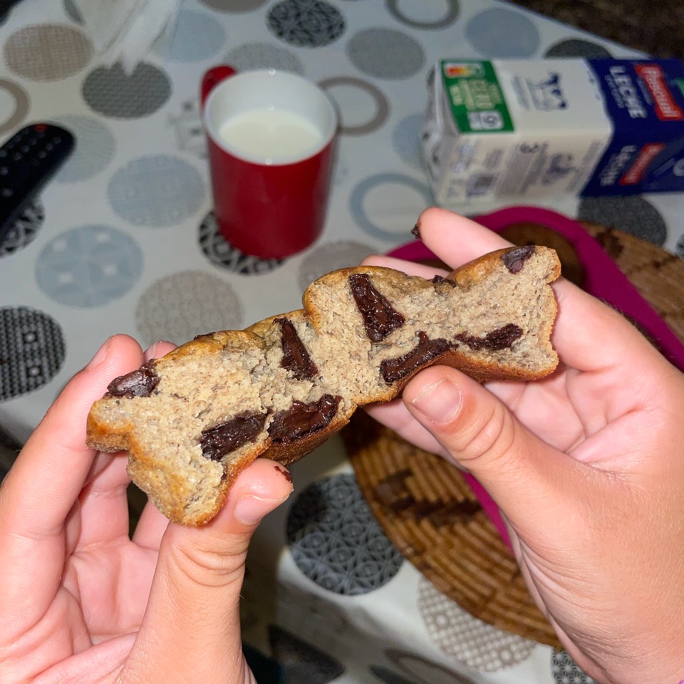 Muffins de avena, banana y chocolate 