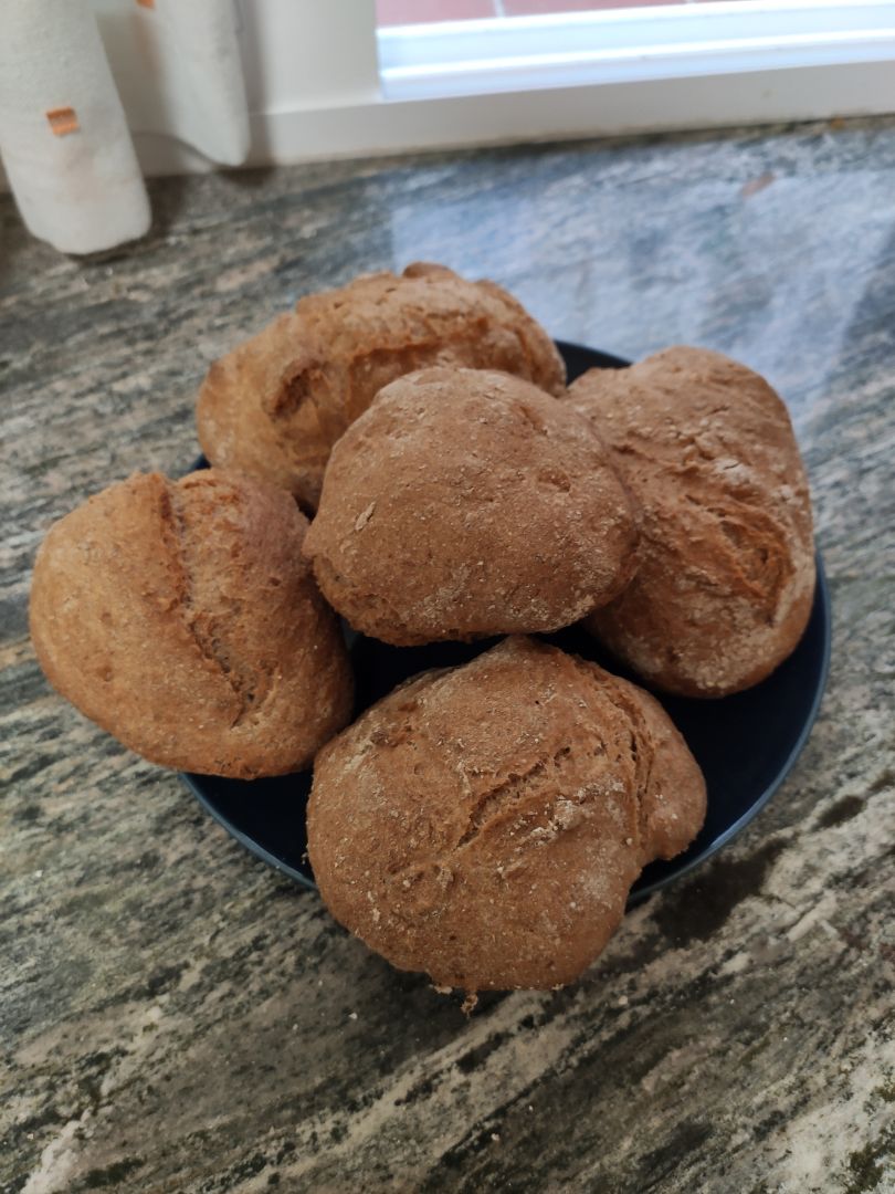 Pan de harina integral y espelta Pan de harina integral y espelta