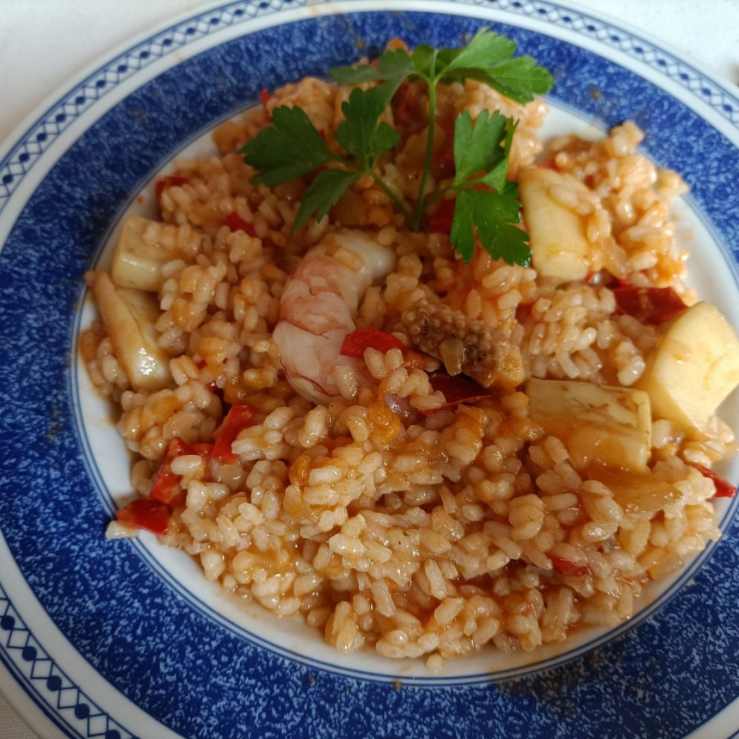 Arroz de jibia y gambón Arroz de jibia y gambón