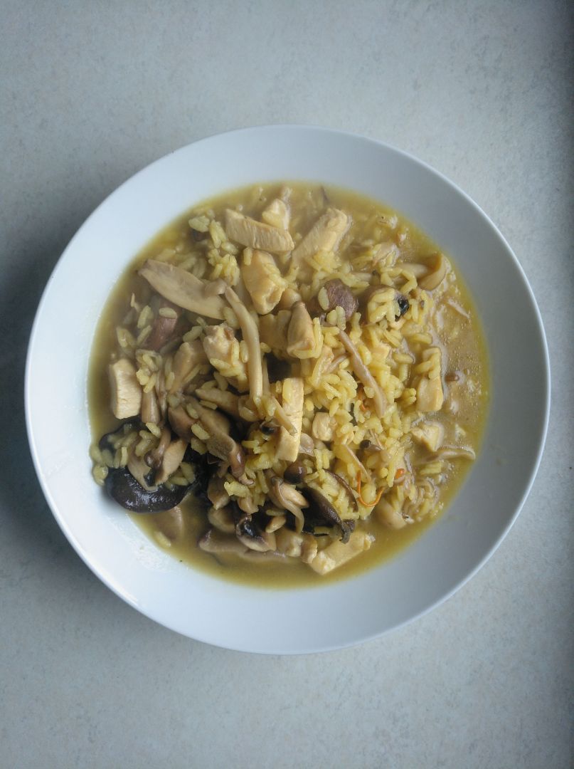 Arroz caldoso de setas y pollo Arroz caldoso de setas y pollo