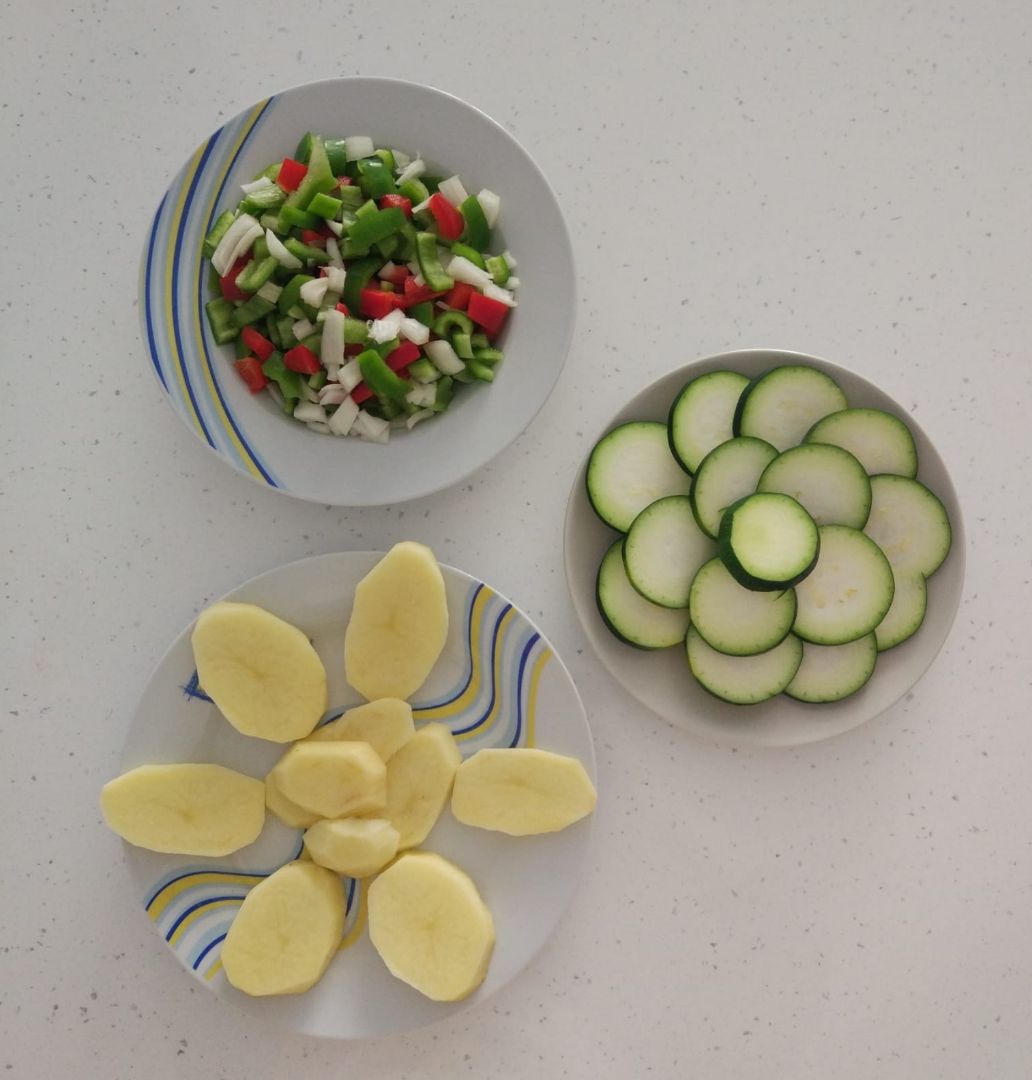 Bacalao con verduras y patata Paso 0 Bacalao con verduras y patata Paso 0