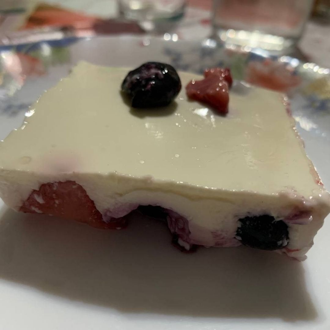 Yogur griego con fruta Yogur griego con fruta