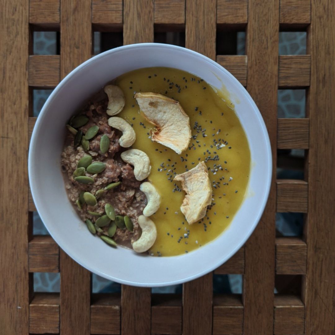 Gachas de avena con puré de frutas Gachas de avena con puré de frutas