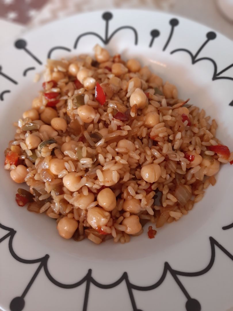 Arroz y garbanzo con verdura y soja Arroz y garbanzo con verdura y soja