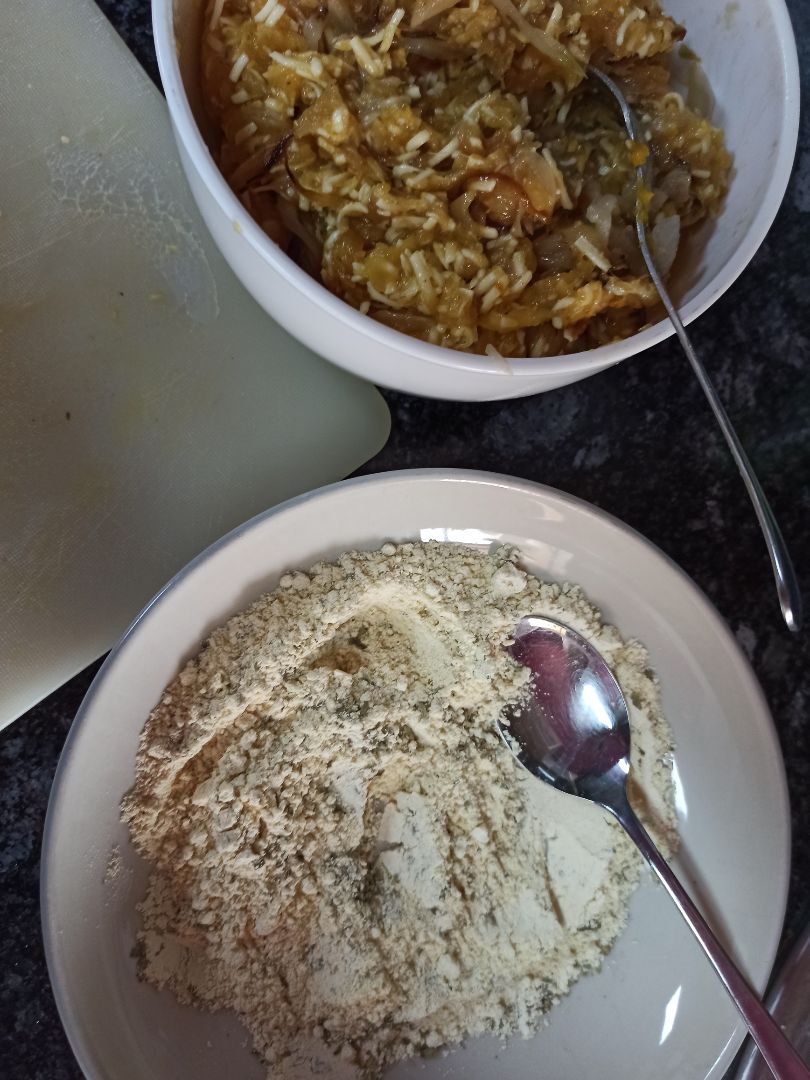 Bolas de pollo ,queso y cebolla al horno Paso 4 Bolas de pollo ,queso y cebolla al horno Paso 4