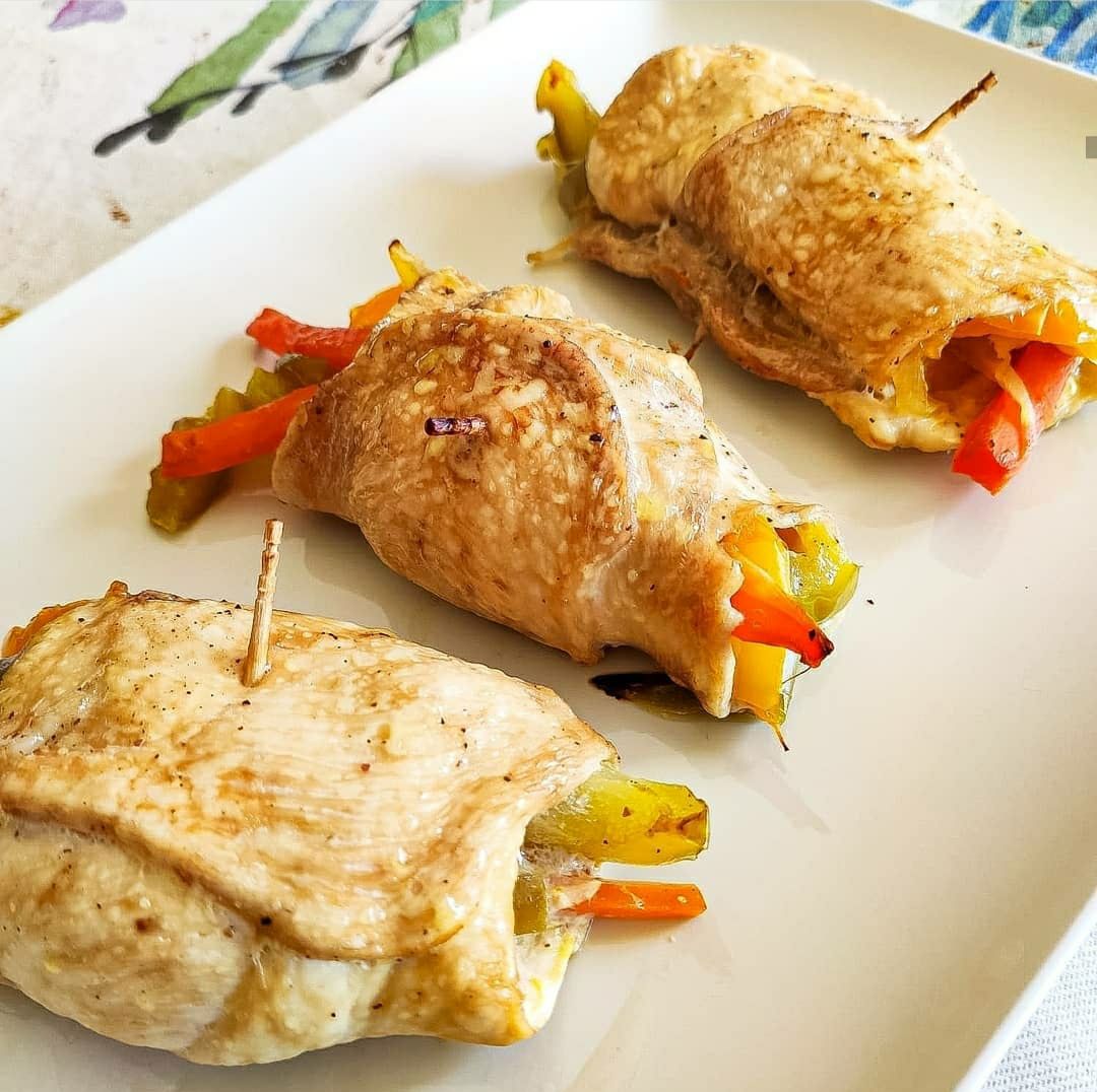 Rollitos de pollo con pimientos Rollitos de pollo con pimientos