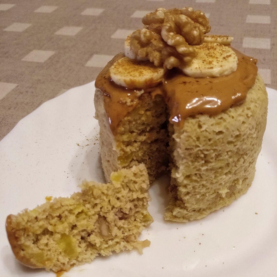 Mugcake Avena + Plátano + Nueces 🌾🍌🌰 Mugcake Avena + Plátano + Nueces 🌾🍌🌰