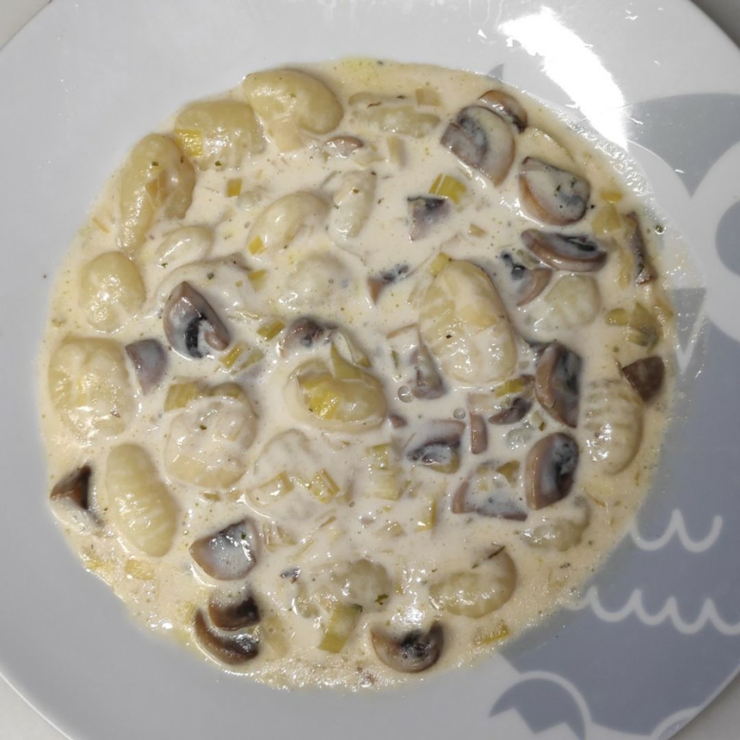 Gnocchis con salsa de champiñones y puerro Paso 3 Gnocchis con salsa de champiñones y puerro Paso 3