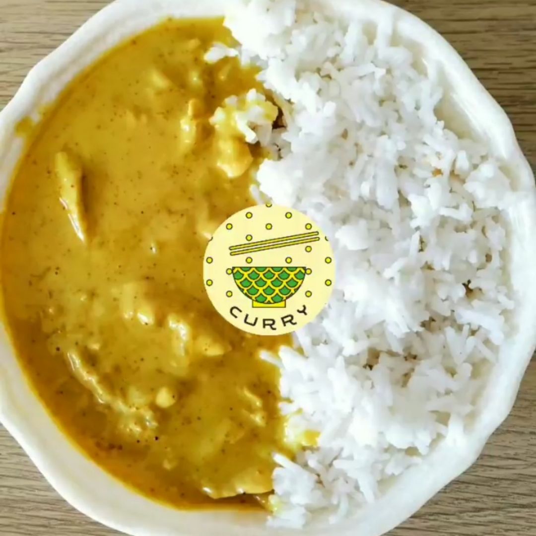 Arroz al curry con pollo