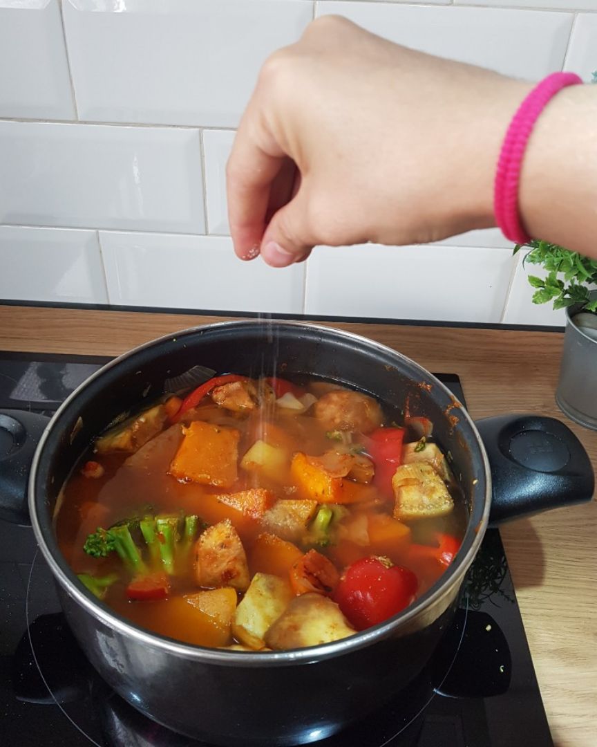 Puré multiverdura de mi suegro🍆🥔🥕🥒🥦 Paso 5 Puré multiverdura de mi suegro🍆🥔🥕🥒🥦 Paso 5