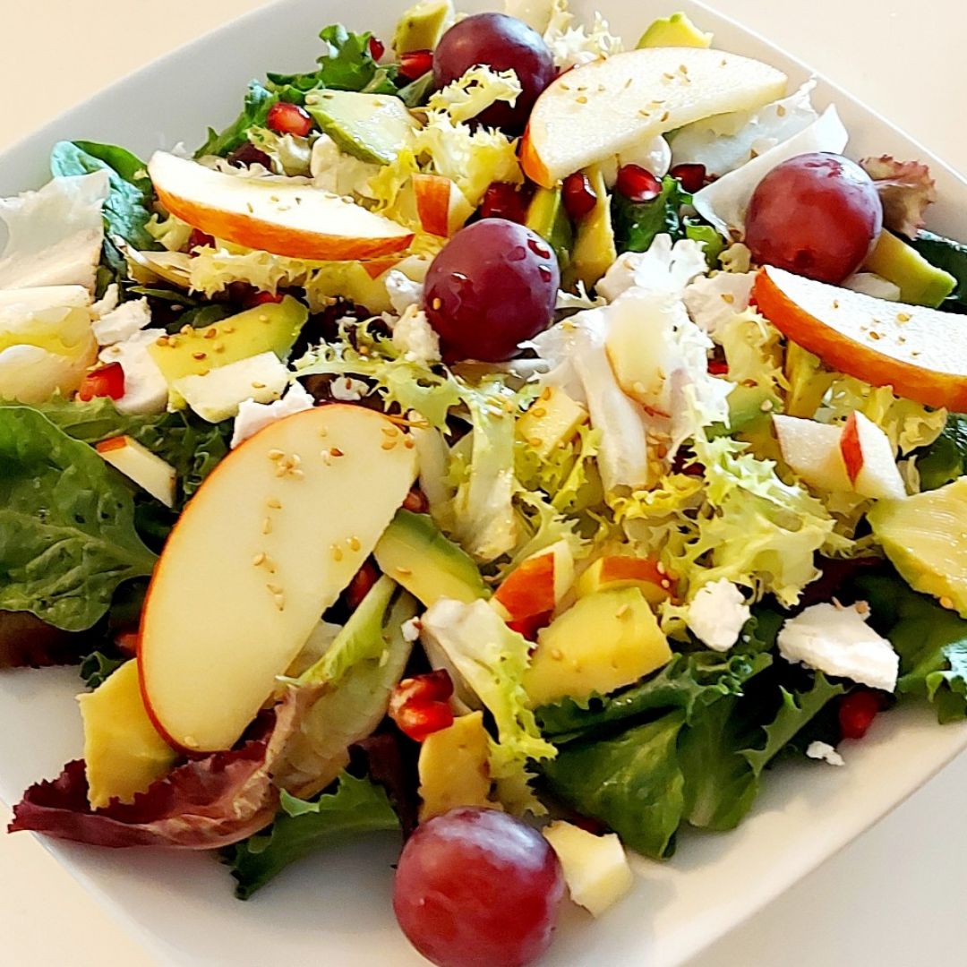 🥬🧀🥑🍎🍇 Ensalada de queso y fruta 🥬🧀🥑🍎🍇
