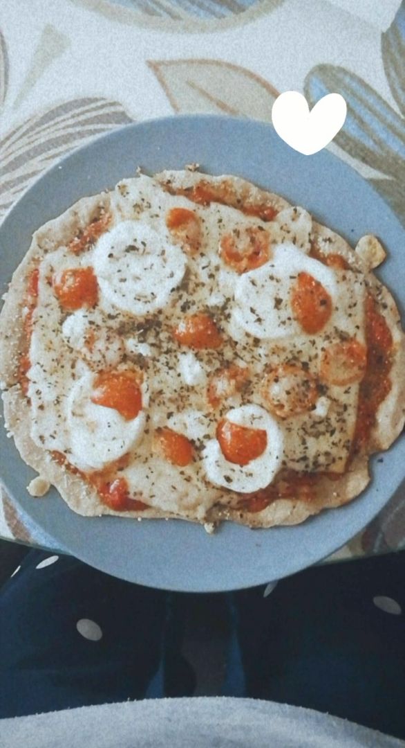 Pizza casera con harina de avena Pizza casera con harina de avena