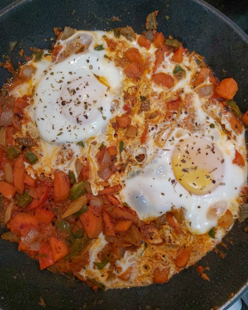 pisto al curry con huevo 🥕🍳 pisto al curry con huevo 🥕🍳