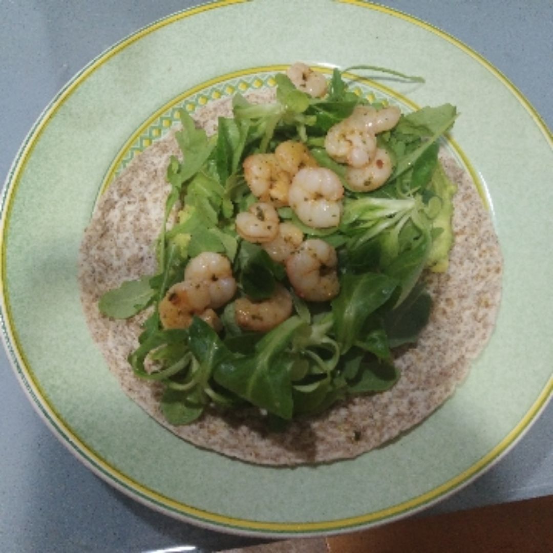 Tacos de aguacate y gambas