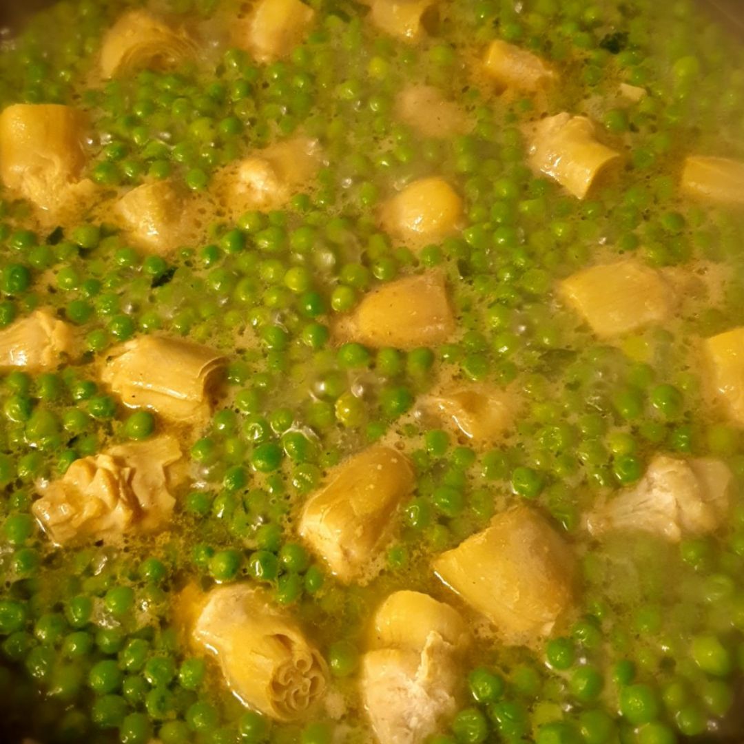 GUISANTES Y ALCACHOFAS CON MARISCO Paso 3 GUISANTES Y ALCACHOFAS CON MARISCO Paso 3