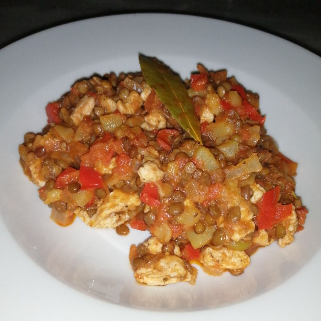 Lentejas con pollo Lentejas con pollo