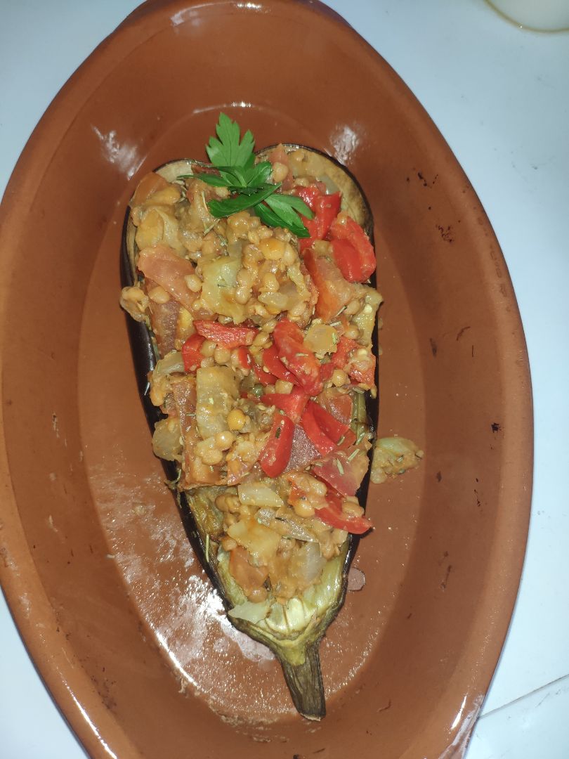 Berenjena rellena vegana Berenjena rellena vegana