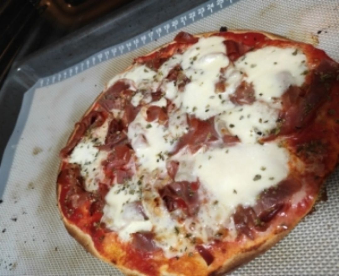 Fajipizza de jamón serrano Fajipizza de jamón serrano