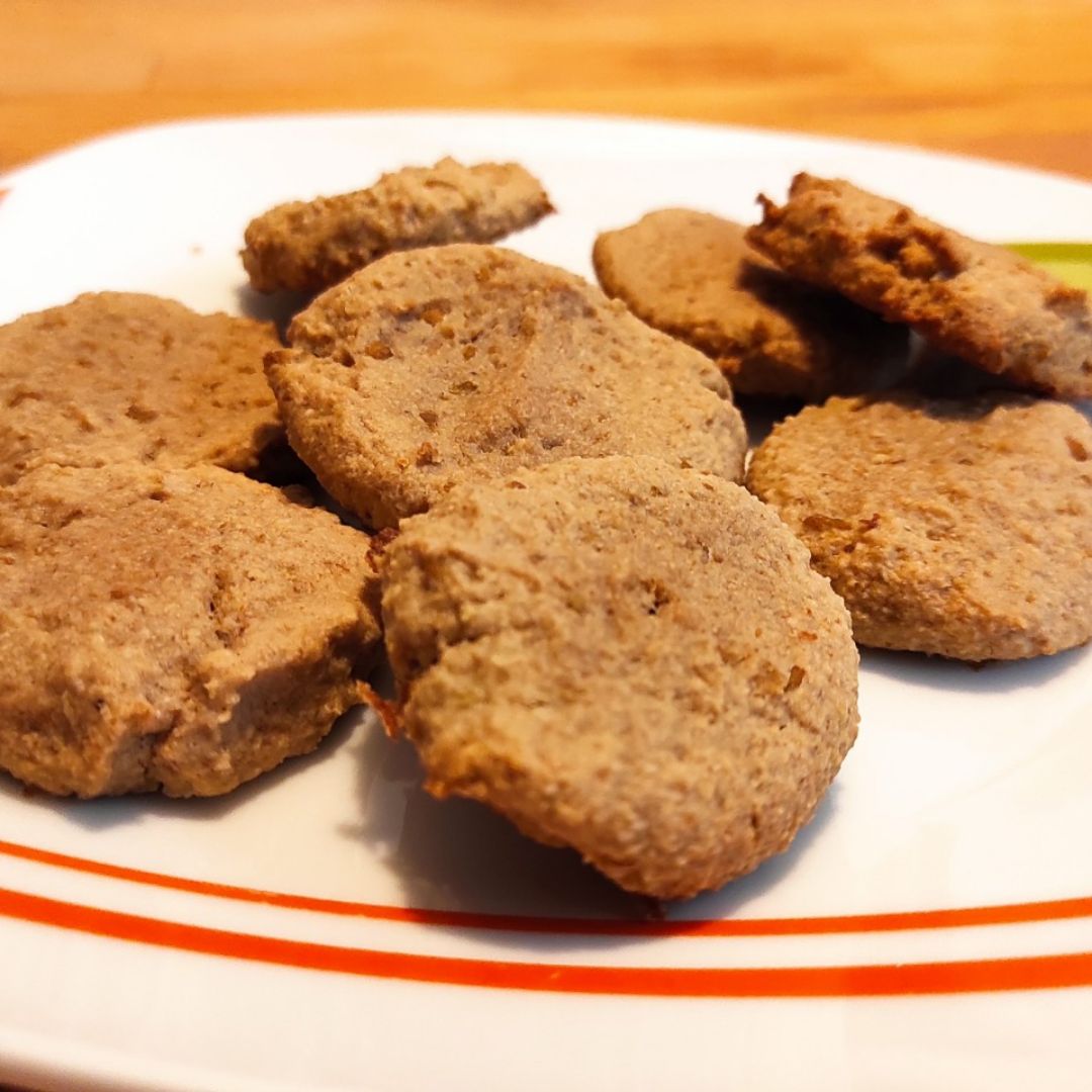 Galletas de pera, cacahuete y avena. Galletas de pera, cacahuete y avena.