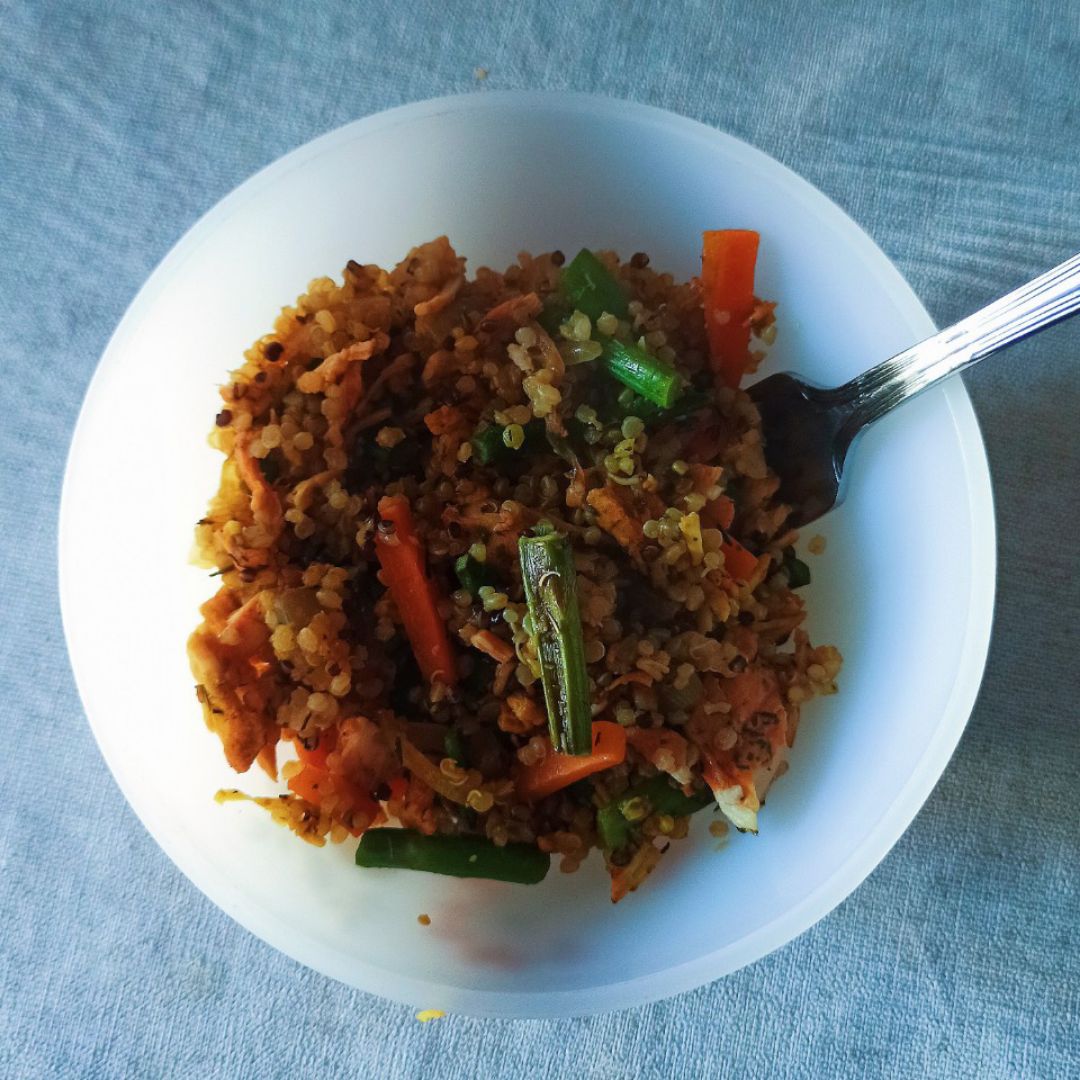 Quinoa con verduras 🥕🌶️🧄 Quinoa con verduras 🥕🌶️🧄