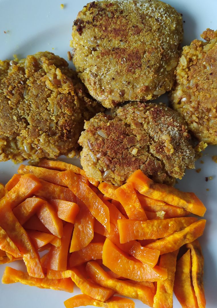 Hamburguesas de lentejas y arroz Hamburguesas de lentejas y arroz