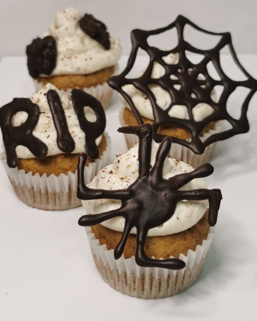 CUPCAKES DE CALABAZA PARA HALLOWEEN🎃 Paso 5