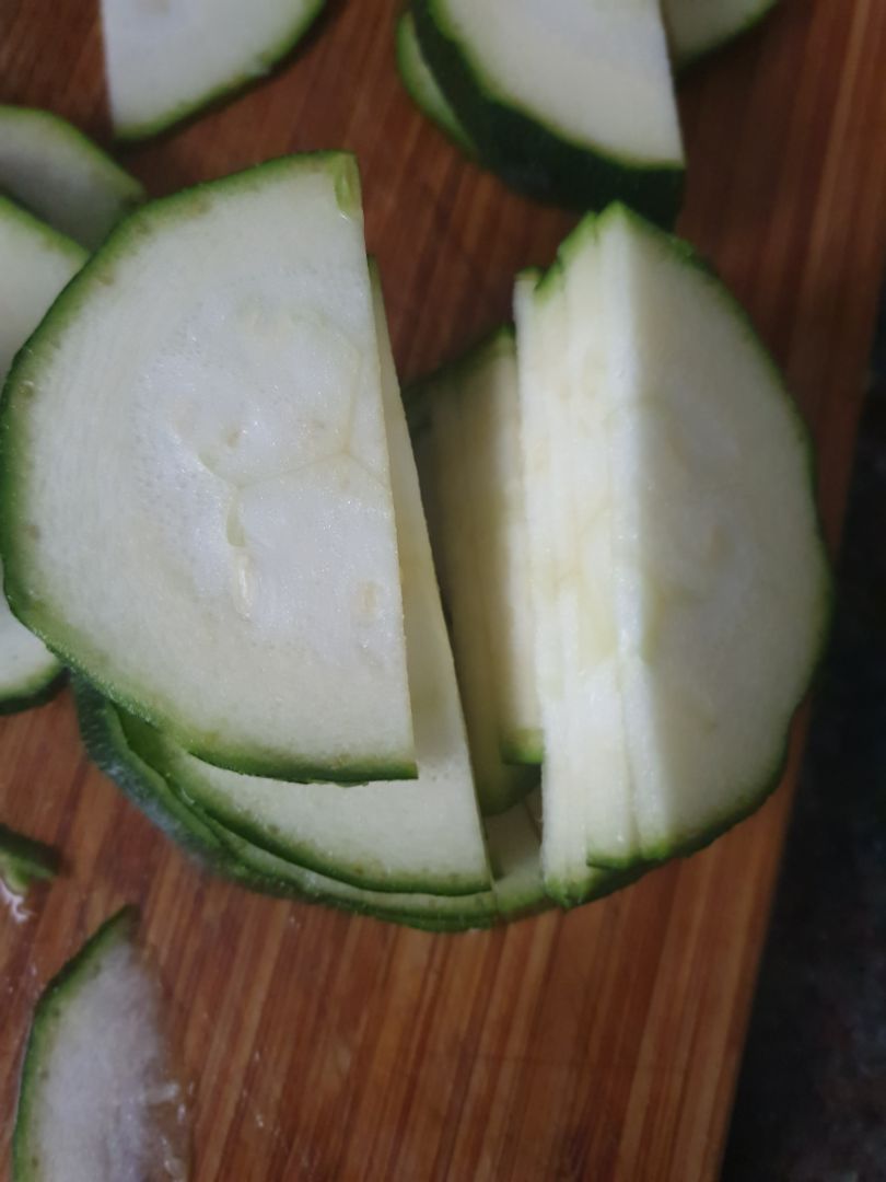 Tortilla de calabacin con cebolla Paso 0 Tortilla de calabacin con cebolla Paso 0