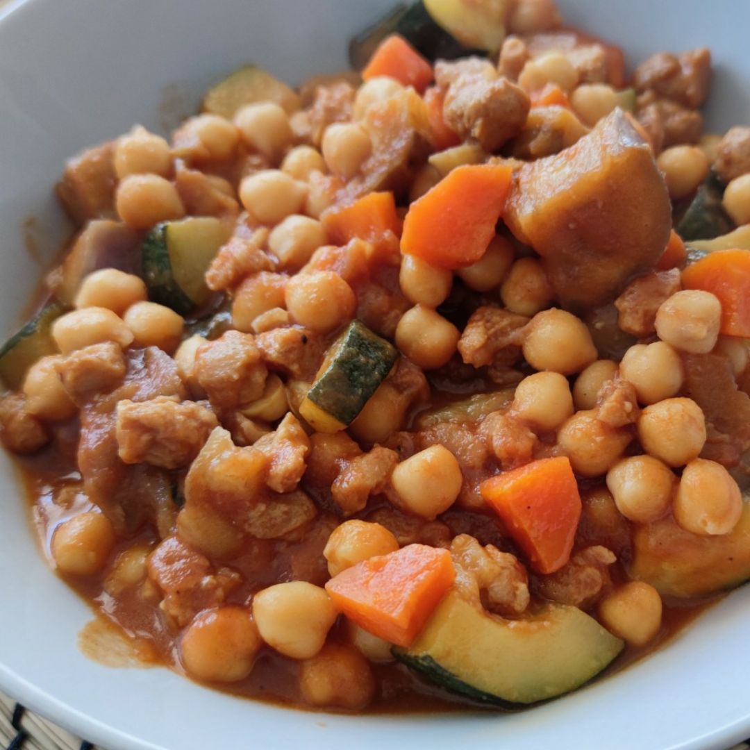 Garbanzos con verduras y soja Garbanzos con verduras y soja