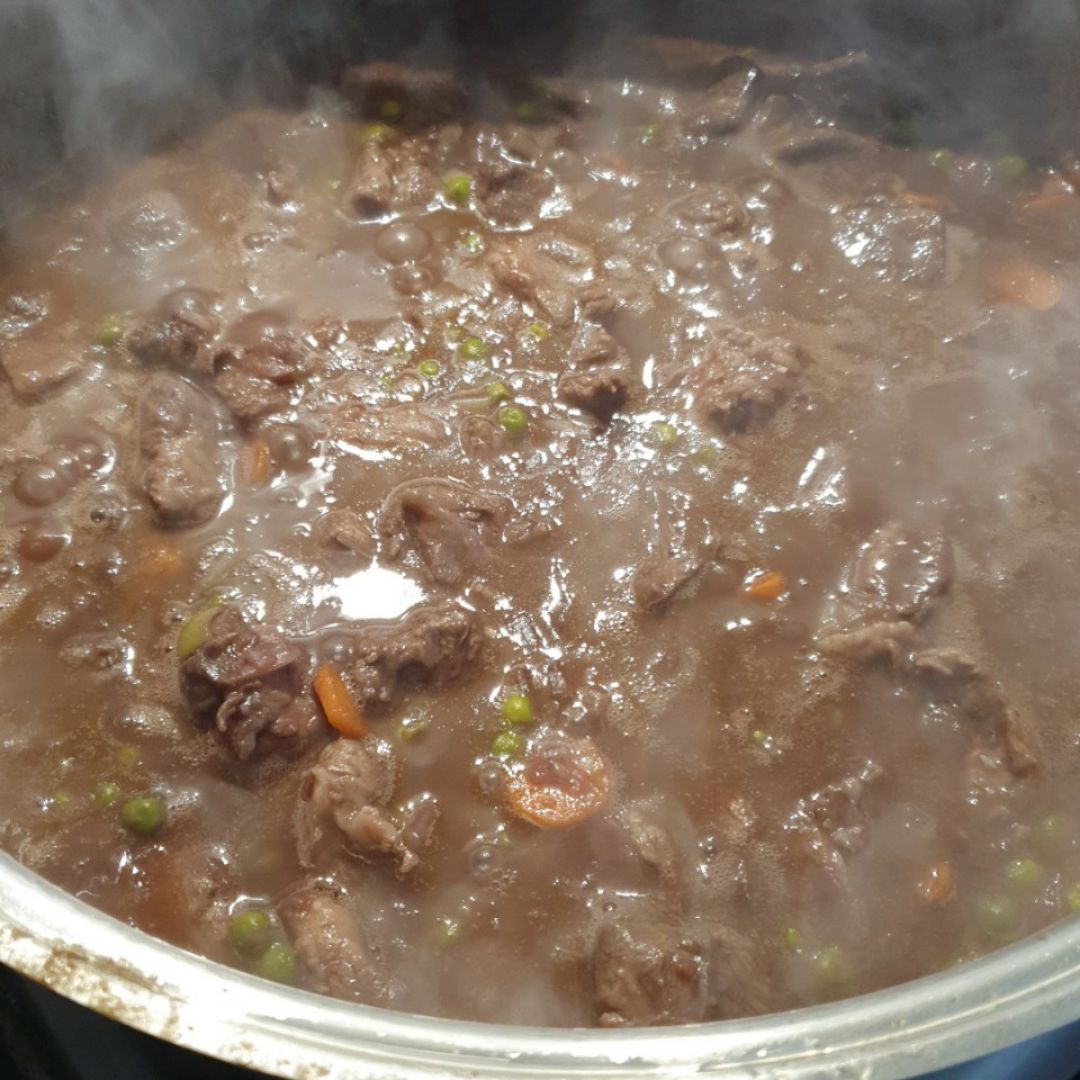 Estofado de ternera con verduras Estofado de ternera con verduras