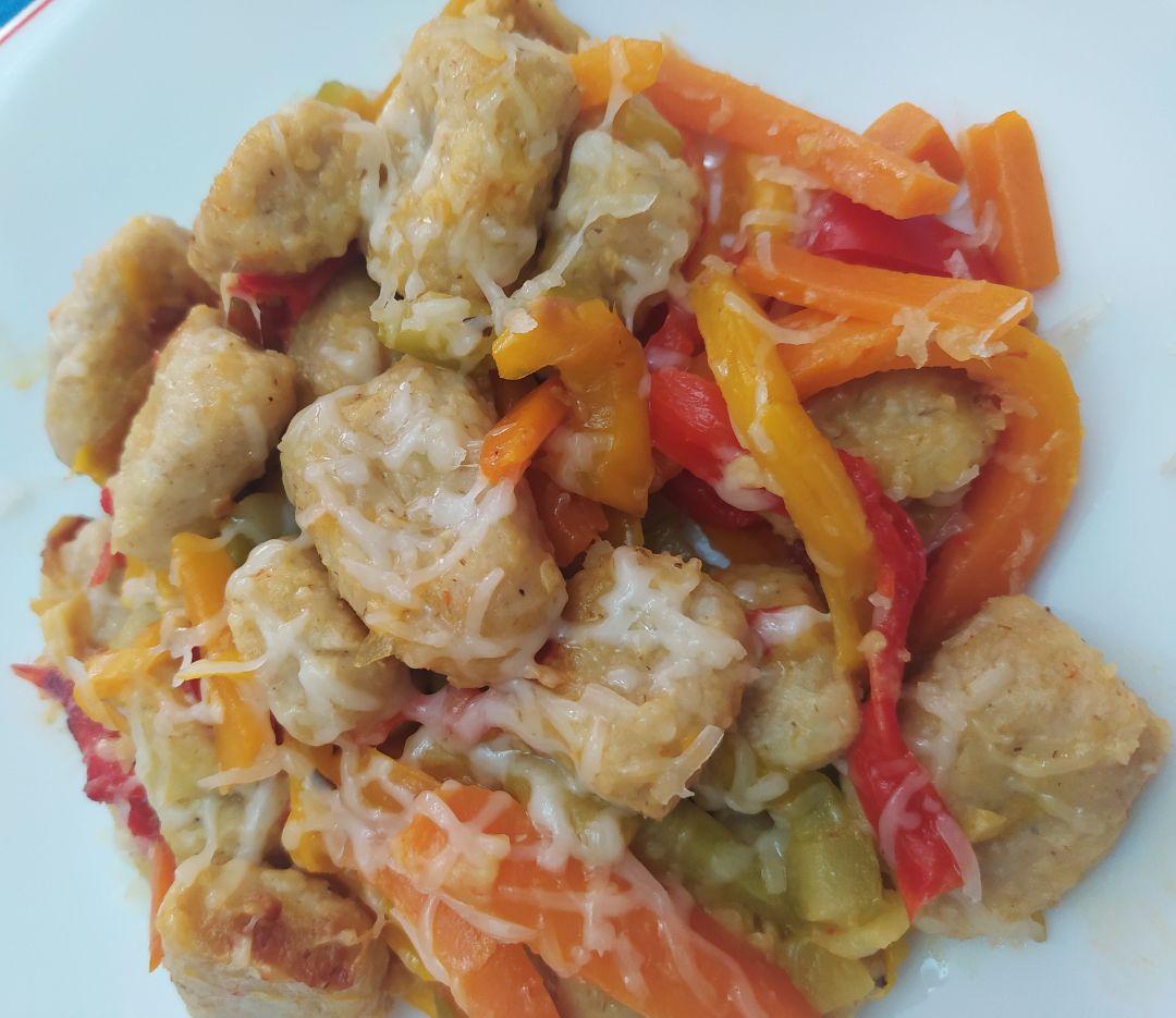 Ñoquis caseros de patata con verduras Ñoquis caseros de patata con verduras