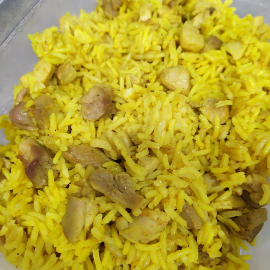 Arroz con curry y pollo Arroz con curry y pollo