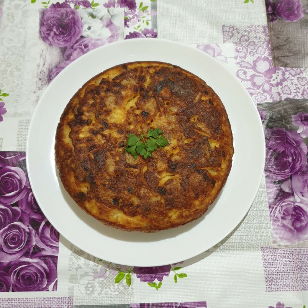 Tortilla de patata con cebolleta 