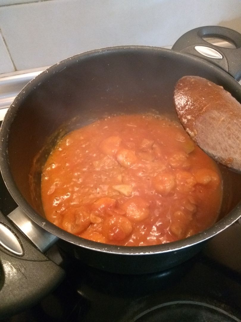 Bacalao 🐟 con salsa de 🦐 Paso 1 Bacalao 🐟 con salsa de 🦐 Paso 1