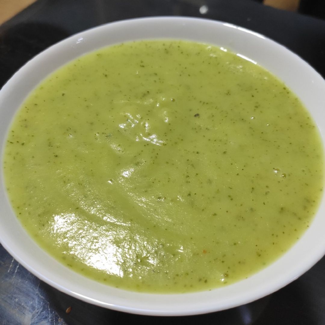 Crema de calabacín con patata Crema de calabacín con patata